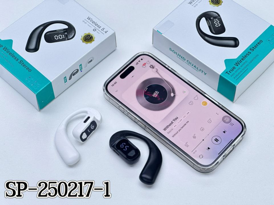 180 degree crystal earbud