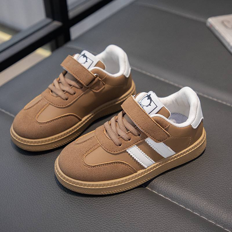 Step into Style: Premium Unisex Sneakers for Kids – Unbeatable Festive Deals