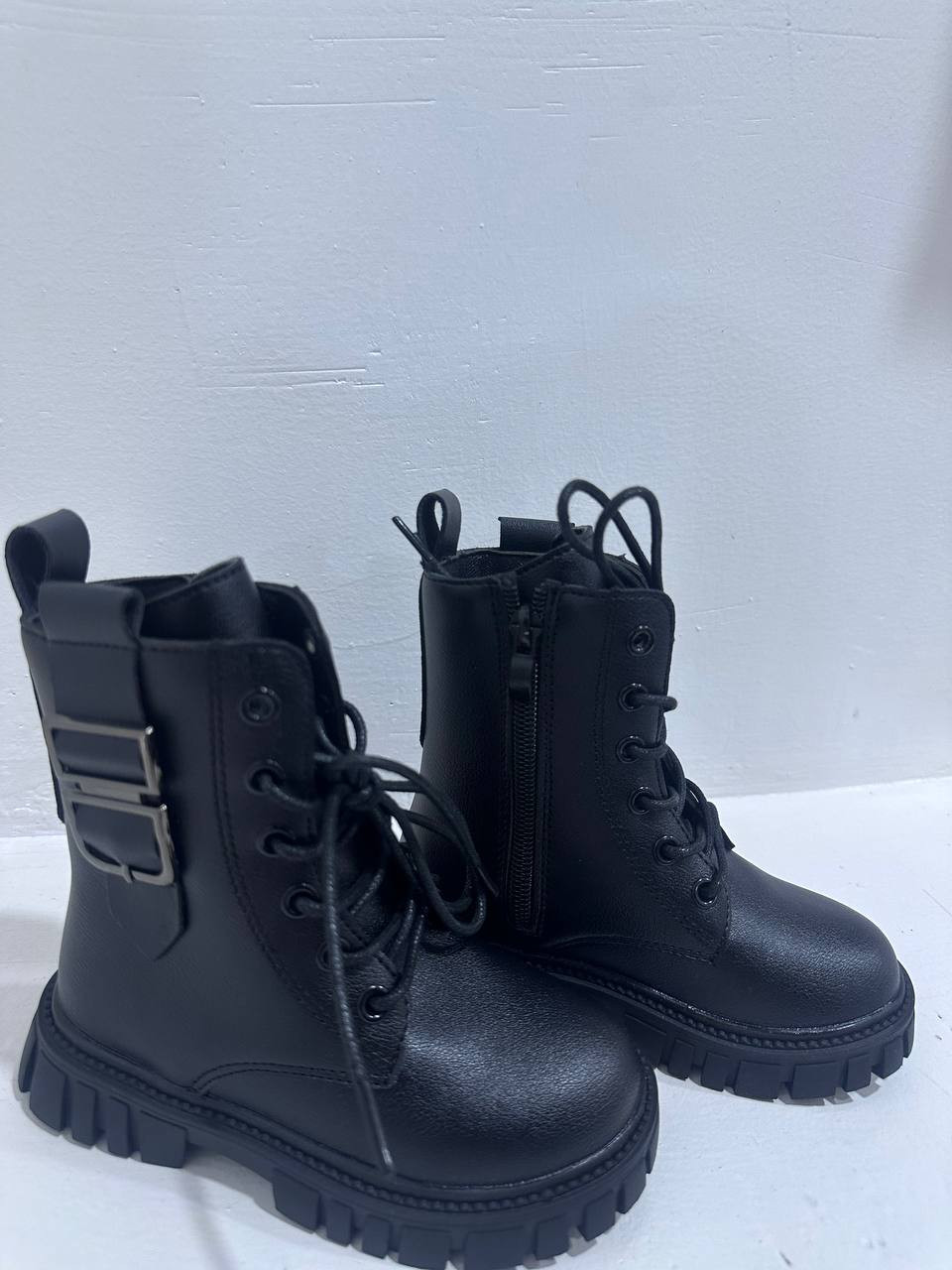 Step Up the Style: Mami Boot for Kids & Teenagers!